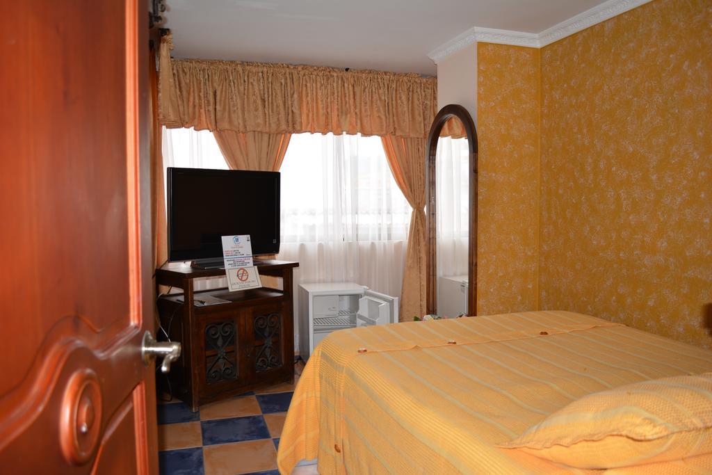 Hotel Casa Colonial Санта-Роса-де-Кабаль Номер фото
