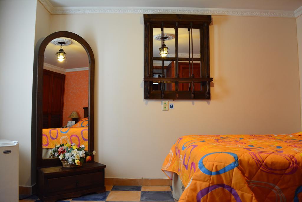 Hotel Casa Colonial Санта-Роса-де-Кабаль Номер фото