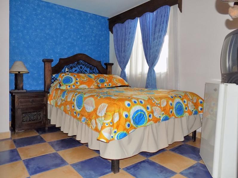 Hotel Casa Colonial Санта-Роса-де-Кабаль Экстерьер фото