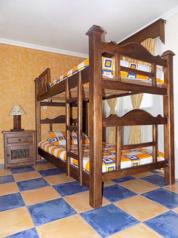 Hotel Casa Colonial Санта-Роса-де-Кабаль Экстерьер фото
