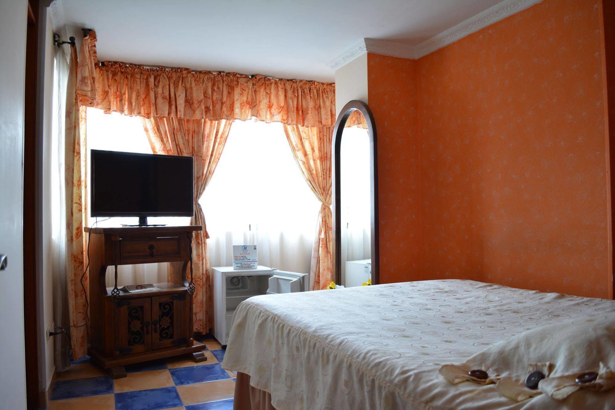 Hotel Casa Colonial Санта-Роса-де-Кабаль Экстерьер фото